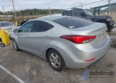 2015 Hyundai Elantra Se z USA, uszkodzony, nr VIN 5NPDH4AE2FH583372